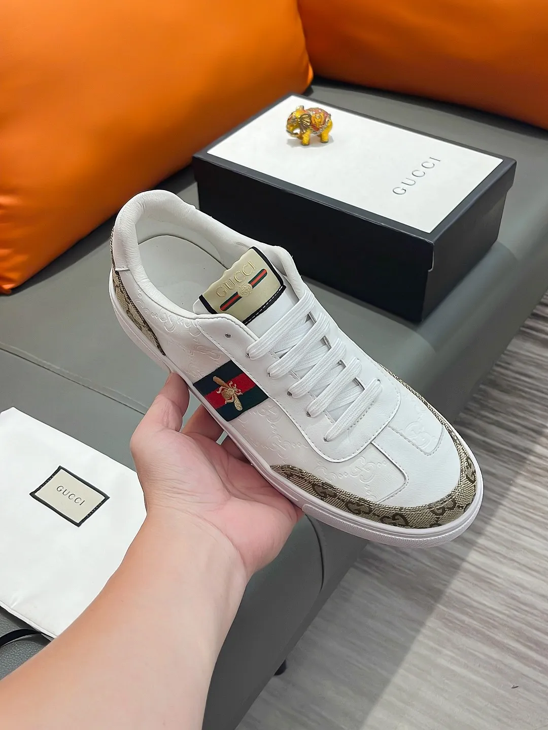 Men's shoes GUCCI "Gucci" P400 Regular size: 38-44 (casual shoes) Product materials: Selected cowhide upper, soft sheepskin lining; original outsole.